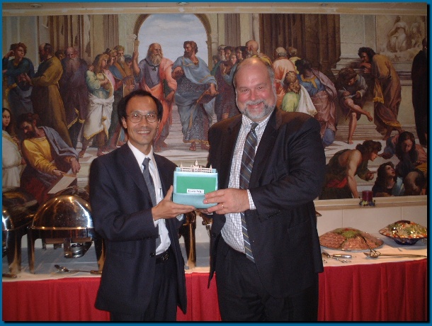 602x451 pixels (124K)